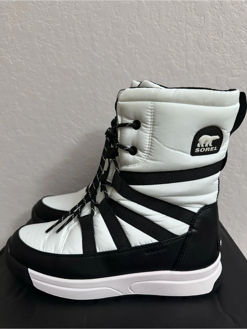 Sorel Whitney III Tall Waterproof Boot Women’s Size 10 Sea Salt/Black